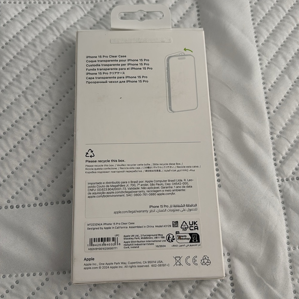 NIB Apple iPhone 15 Pro Clear Case with MagSafe - Picture 5 of 5